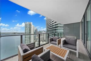 650 NE 32nd St, Miami, FL 33137, Sold 04/14/25