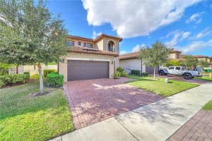 5019 NW 51st Ter, Tamarac, FL 33319, Sold 01/17/25