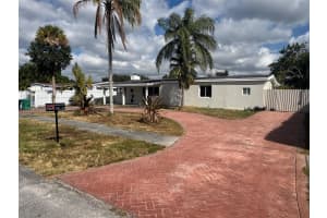 5325 SW 99th Ct, Miami, FL 33165, Sold 03/07/25