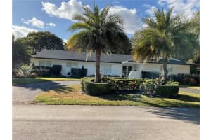 16924 SW 80th Ct, Palmetto Bay, FL 33157, Sold 05/05/25