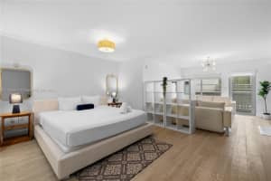 1024 Ocean Dr, Miami Beach, FL 33139, Sold 01/17/25