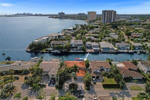 1960 Ne 118th Rd North Miami, FL 33181 - MLS#A11705978