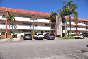 371 S Hollybrook Dr APT 310, Pembroke Pines, FL 33025, Sold 05/20/25