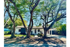 3235 SW 75th Ct, Miami, FL 33155, Sold 03/25/25