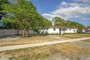 6839 SW 20th St, Miramar, FL 33023, Sold 02/20/25