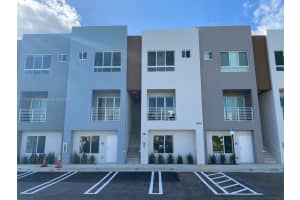 2505 NE 193rd St, Aventura, FL 33180, Sold 01/22/25