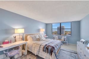 18151 NE 31st Ct, Aventura, FL 33160, Sold 03/25/25