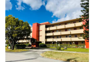 1501 NE 191st St, Miami, FL 33179, Sold 03/01/25