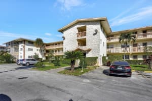 1395 NE 167th St, Miami, FL 33162, Sold 03/25/25
