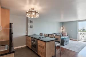 1020 Meridian Ave, Miami Beach, FL 33139, Sold 01/07/25