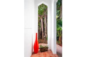 3700 Leafy Way, Miami, FL 33133, Sold 06/05/25