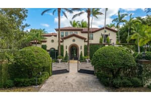 10401 SW 64th Ave, Pinecrest, FL 33156, Sold 03/20/25