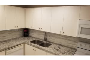 1833 S Ocean Dr 207 Hallandale Beach, FL 33009 - MLS#A11706576
