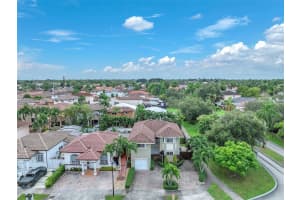 15382 SW 39th Ln, Miami, FL 33185, Sold 01/27/25