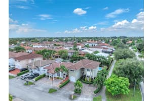 15382 SW 39th Ln, Miami, FL 33185, Sold 01/27/25