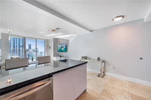 92 SW 3rd St APT 3802, Miami, FL 33130, - MLS#A11706620
