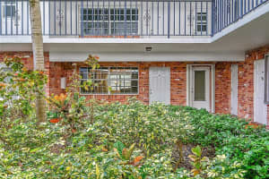 2424 NE 9th St, Fort Lauderdale, FL 33304, Sold 03/14/25
