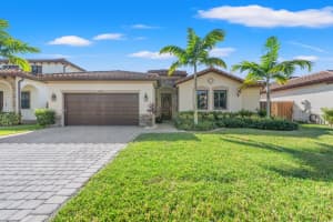 2450 NE 1st St, Homestead, FL 33033, Sold 01/03/25