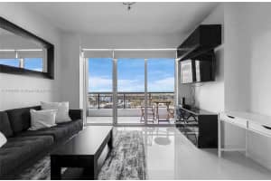 60 SE 13th St, Miami, FL 33131, Sold 04/02/25