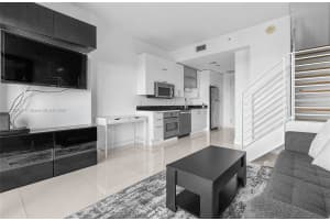 60 SE 13th St, Miami, FL 33131, Sold 04/02/25
