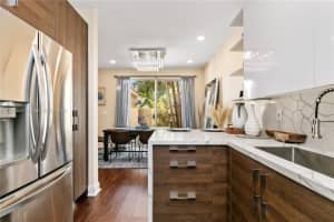1564 Yellowheart Way 1564, Hollywood