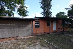5264 NE 15th Ave, Pompano Beach, FL 33064, Sold 01/03/25