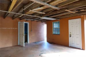 5264 NE 15th Ave, Pompano Beach, FL 33064, Sold 01/03/25