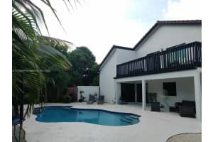 17715 NW 62nd Pl N, Hialeah, FL 33015, Sold 06/10/25