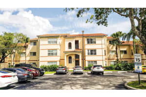 3400 Pinewalk Dr N, Margate, FL 33063, Sold 02/14/25