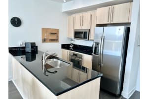 79 SW 12th St APT 1804, Miami, FL 33130, Sold 04/15/25