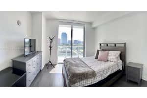 79 SW 12th St APT 1804, Miami, FL 33130, Sold 04/15/25
