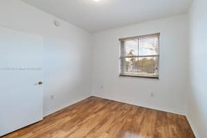 11411 NW 60th St, Doral, FL 33178, Sold 02/05/25