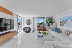 9400 W Bay Harbor Dr 401, Bay Harbor Islands