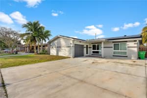 12321 NW 29th St, Sunrise, FL 33323, Sold 04/03/25