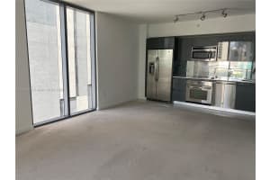 31 SE 6th St, Miami, FL 33131, Sold 03/20/25
