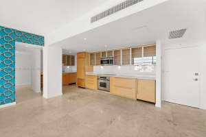 20 Island Ave, Miami Beach, FL 33139, Sold 02/21/25