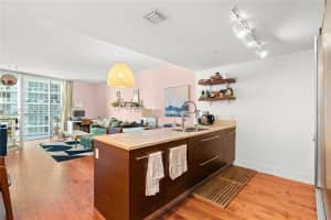 475 Brickell Ave APT 2711, Miami, FL 33131, Sold 05/15/25