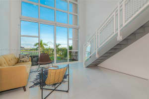 253 NE 2nd St, Miami, FL 33132, Sold 01/31/25