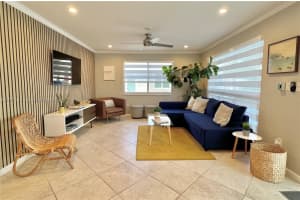 326 Grant St, Hollywood, FL 33019, Sold 03/04/25