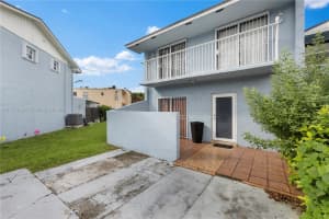 3884 SW 107th Ave, Miami, FL 33165, Sold 03/25/25