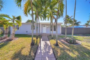 10740 SW 48th Terrace, Miami, FL 33165, Sold 03/31/25