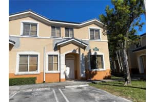 7317 Nw 174th Ter 100, Hialeah