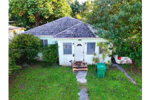 1770 Nw 55th Ter, Miami