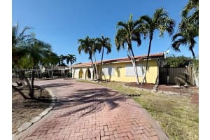 11835 SW 37th St, Miami, FL 33175, Sold 01/28/25