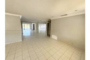11835 SW 37th St, Miami, FL 33175, Sold 01/28/25