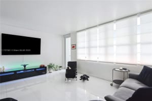 100 Lincoln Rd, Miami Beach, FL 33139, Sold 03/31/25