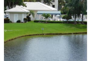 6193 Balboa Cir 204, Boca Raton