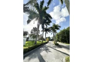 634 SW 2nd Pl, Florida City, FL 33034, Sold 12/30/24