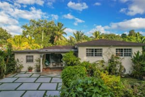 15015 NE 7th Ct, Miami, FL 33161, Sold 01/14/25