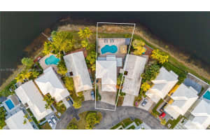 15401 SW 47th Terrace, Miami, FL 33185, Sold 02/28/25
